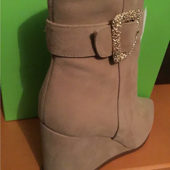 Sam Edelman Booties - Picture 9 of 13